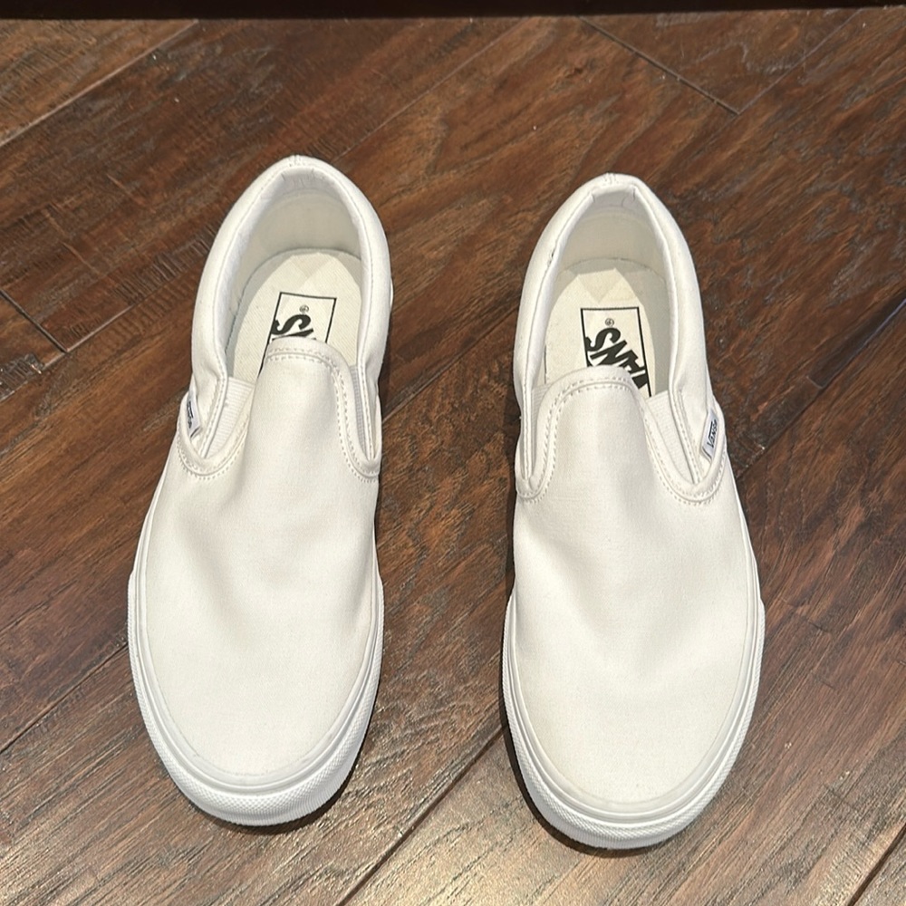 Vans classic slip-on shoe